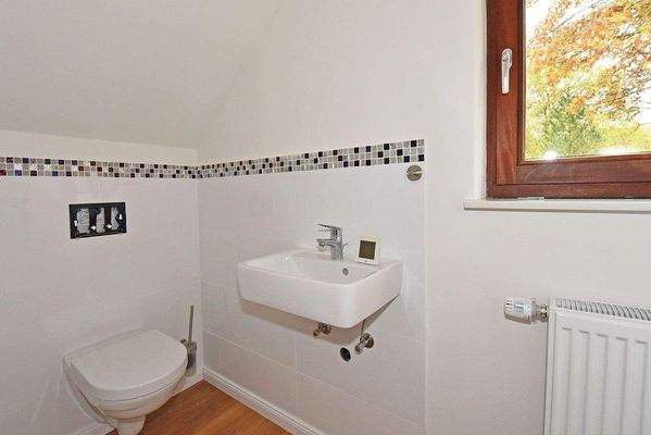 separate Toilette im DG