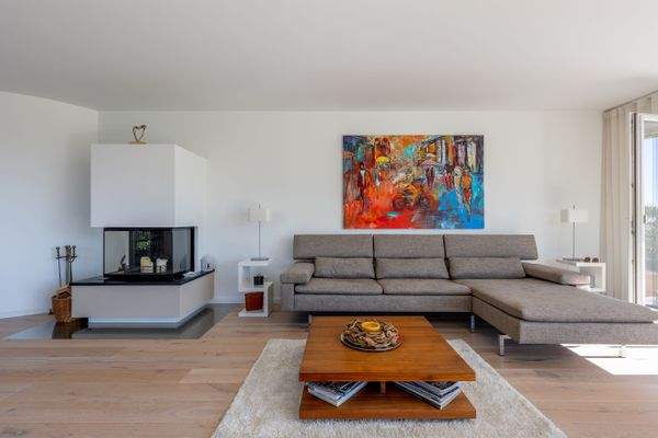 Wohnbereich mit Kamin