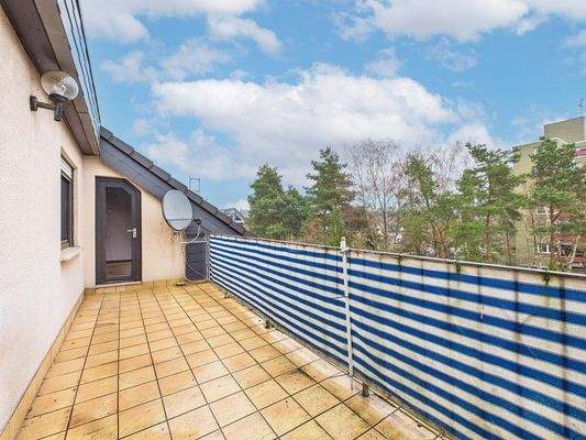 Vielseitiges Zweifamilienhaus in Dillingen, Pachtener Heide