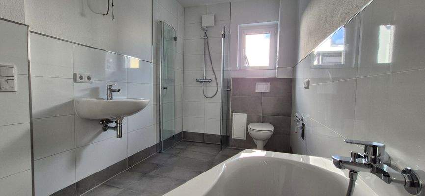 Beispiel: Badausstattung identisch