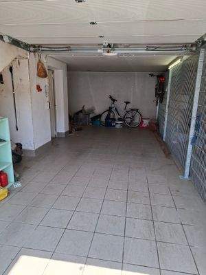 Garage.jpg
