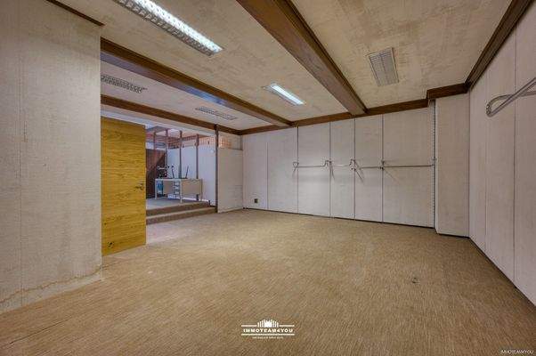 Geschäftslokal-Büro_Lager OG 1 DSC_2411