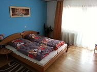 Schlafzimmer_2.jpg