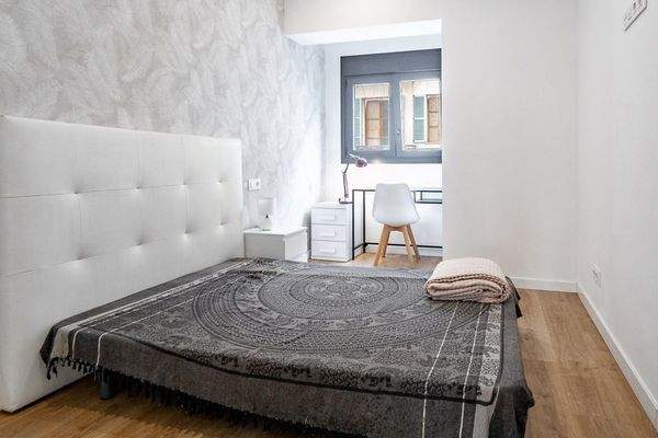 Eines von 2 Schlafzimmern