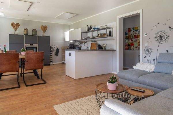 LeonWood_Blockhaus_Individual_Brand_026