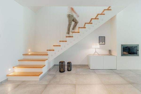 Aufgang Gartenebene in EG