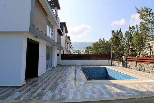 Triplex Villas with Optional Pool Close to the Sea in Girne