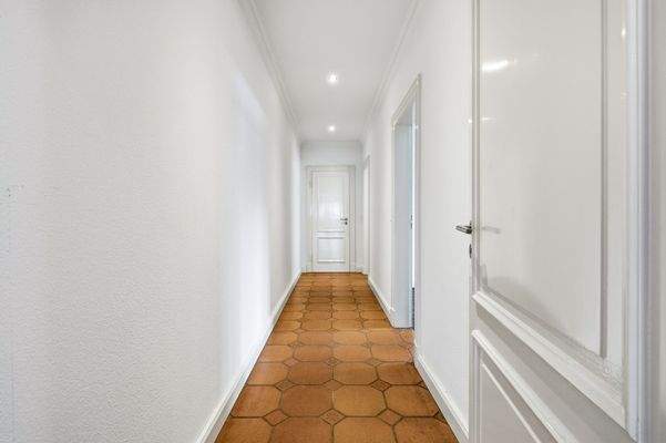 13 Maisonette Flur.jpg