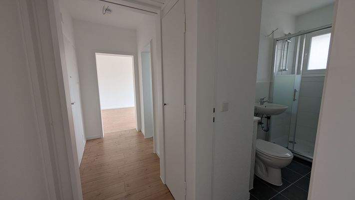 Helle Wohnungskorridor