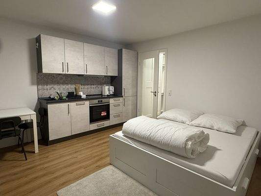 offener Wohnbereich mit Terrassenzugang