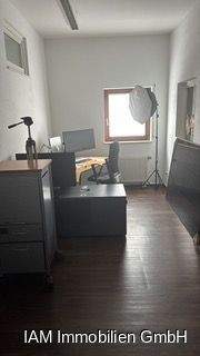 Büro 1