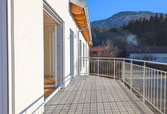 Dachterrasse mit Bergblick