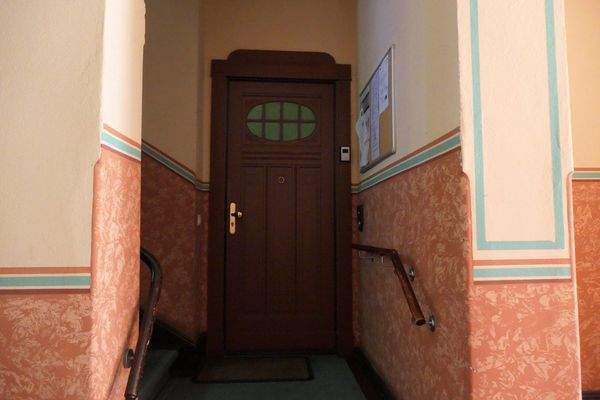 06 Wohnungseingangstür.JPG