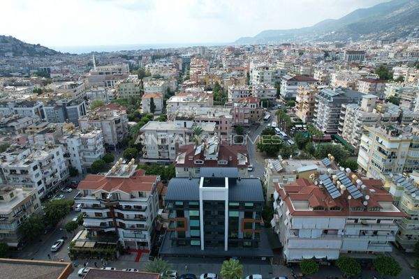 Elegant Flats 400 m from the Sea in Alanya Center