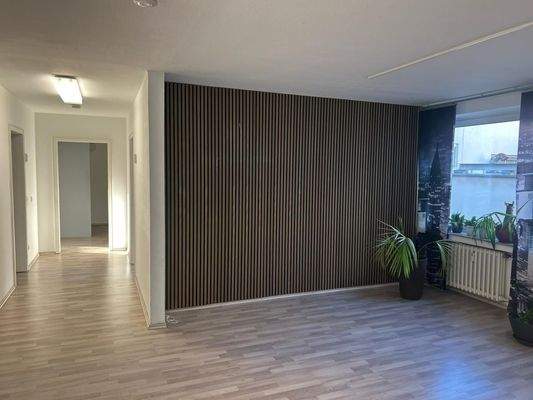 Flur mit offenem Raum