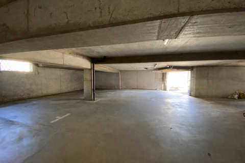 Klettgau-Erzingen Garage, Klettgau-Erzingen Stellplatz