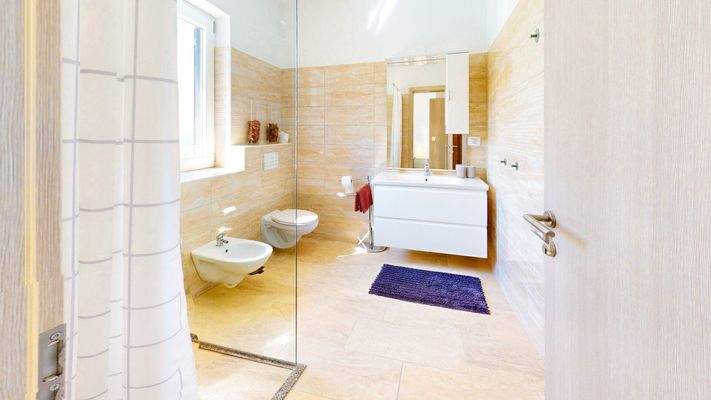 Badezimmer 2 - Haus oben