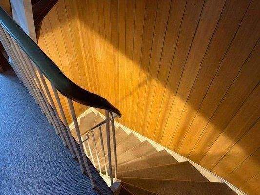 Treppe nach unten.jpeg