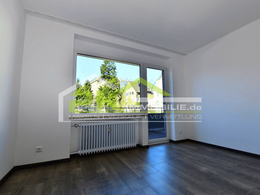 Mietwohnung DG