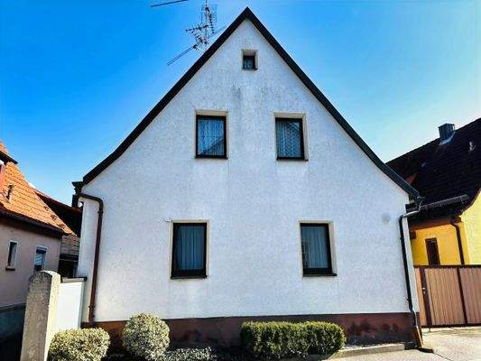 Westansicht (Straßenseite)