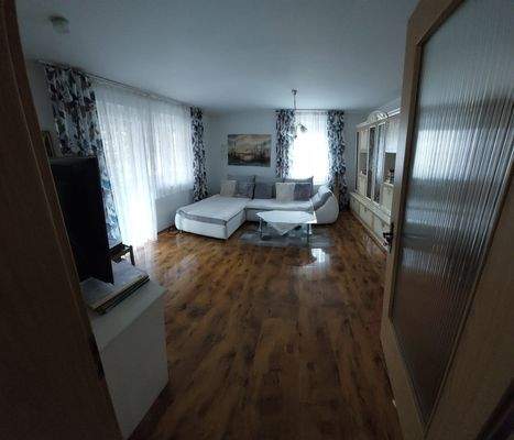 EG Wohnzimmer mit Balkon