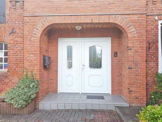 Eingangsbereich zur Dachgeschosswohnung