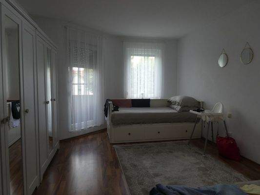 Weiteres Schlafzimmer