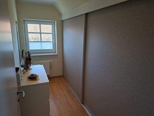 Ankleidezimmer (1/2 Zimmer)