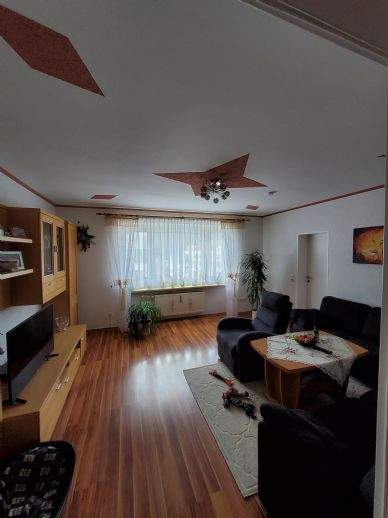 Objektbeschreibung: ... - Eigentumswohnungen, 4- und Mehr-Zimmer