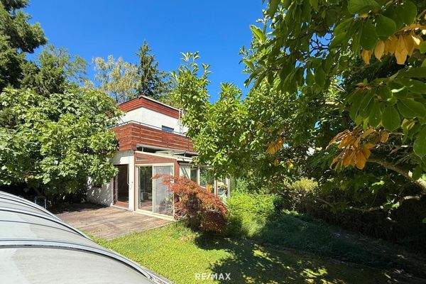 Hausansicht seitlich