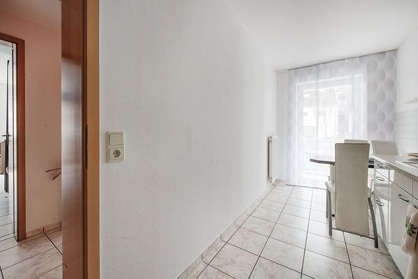 Küche und Balkon 2