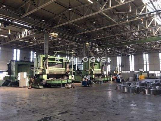 Halle P Innenansicht