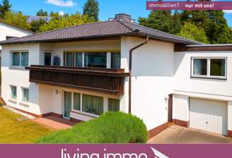 Wohnhaus mit gr. Garten