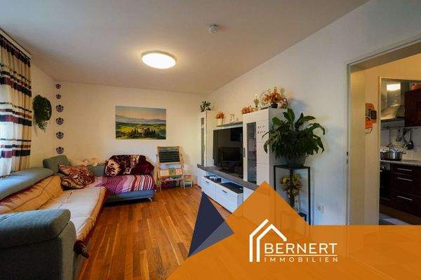 Wohnzimmer 3.OG links