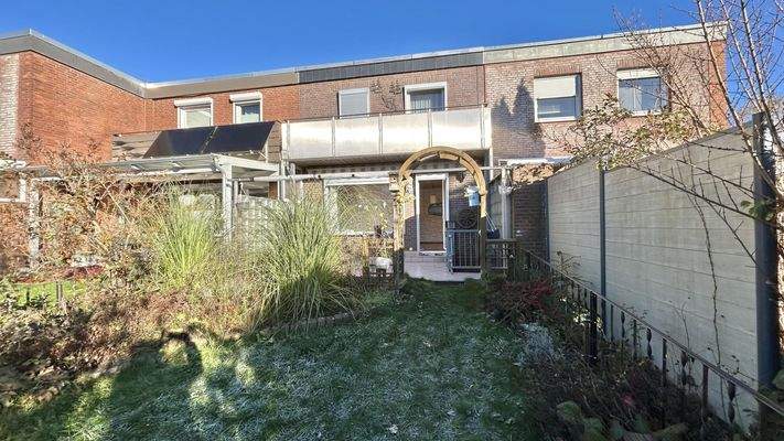 Rückwärtige Ansicht