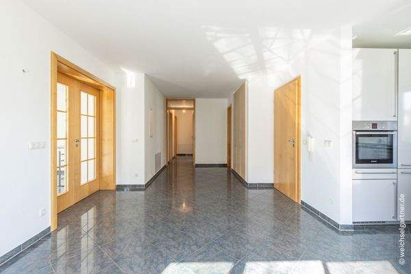 Weitere Ansicht des Eingangs