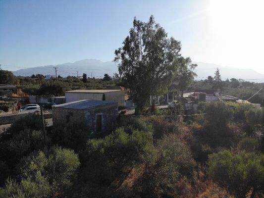 Kreta, Xirosterni: Grundstück in ruhiger Lage mit Berg- und Meerblick zu verkaufen