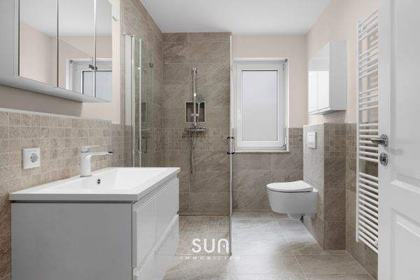 Bad Einliegerwohnung