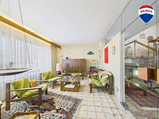 RE/MAX Immobilien DeLux Wohn-Geschäftshaus Merzig Wohnzimmer