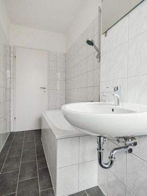 Badezimmer Ansicht 2