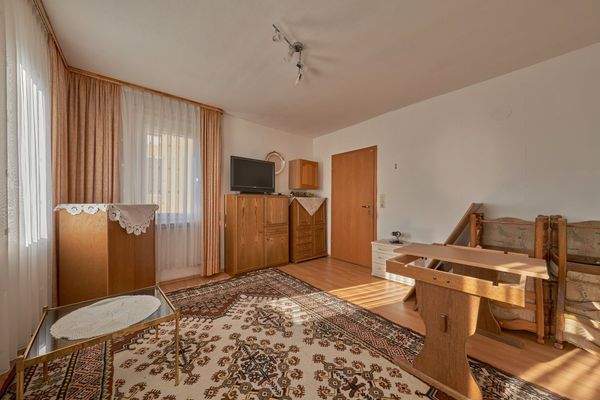 Wohnzimmer im 1. Obergeschoss