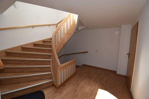 02 Treppenhaus.JPG