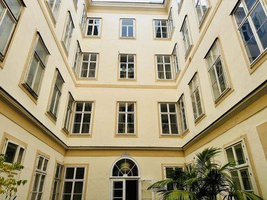 20251013_094427672_iOS