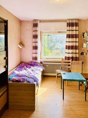 Zimmer im Untergeschoss