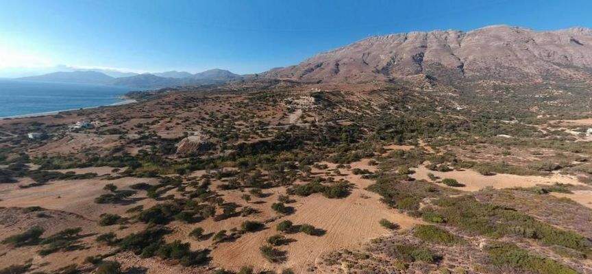 Kreta, Triopetra: Grundstück am Meer in unberührter Gegend zu verkaufen