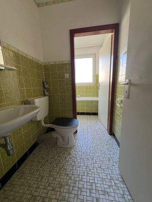 Badezimmer WC Vorraum