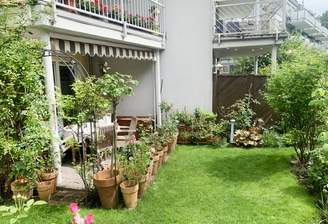 Terrassen- und Gartenansicht