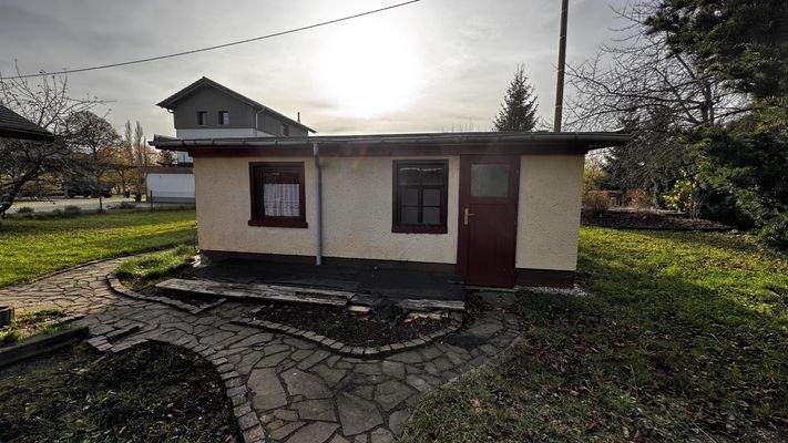 Zuwegung mit Seitentür