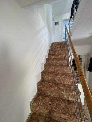 10 Treppenhaus.JPEG
