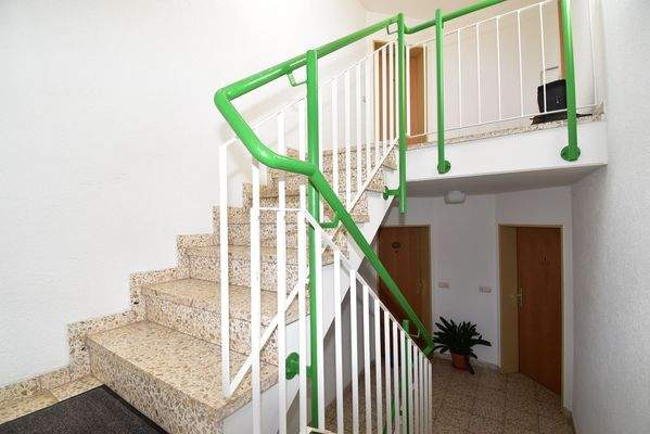 03 Treppenaufgang.JPG